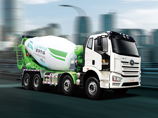 夜間施工如何保障水泥罐車(chē)安全？照明方案推薦